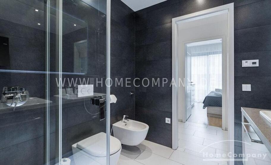 MöbliertFurnished 4-Zimmer Apartment in Dresden-Altstadt 6 Personen zimmer