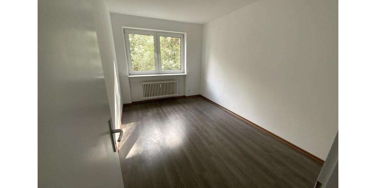 Etagenwohnung Bad Dürkheim - 4 Zimmer, 89 m&sup2;, 629&euro; | Angebot:24982801