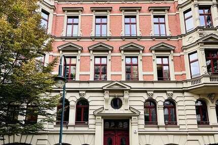 Wohnung zum Mieten in Magdeburg 1.220 € 143 m² 5 zimmer