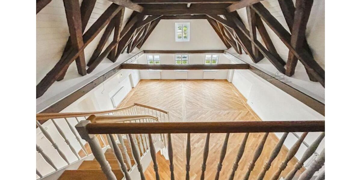 Zu vermieten: Einzigartige, große, offene, Loft-Whg. Terrasse, City Vilshofen, Kaltm.990€, 135 qm 2 zimmer