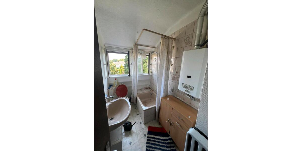 Dachgeschoßwohnung Neunkirchen - 3 Zimmer, 82 m&sup2;, 770&euro; | Angebot:26301531