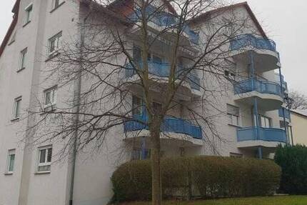 Ab 01.09.25 möglich - Schicke 2,5 ZKB im DG + Südbalkon + Fahrstuhl + Stellplatz in Oberkaufungen