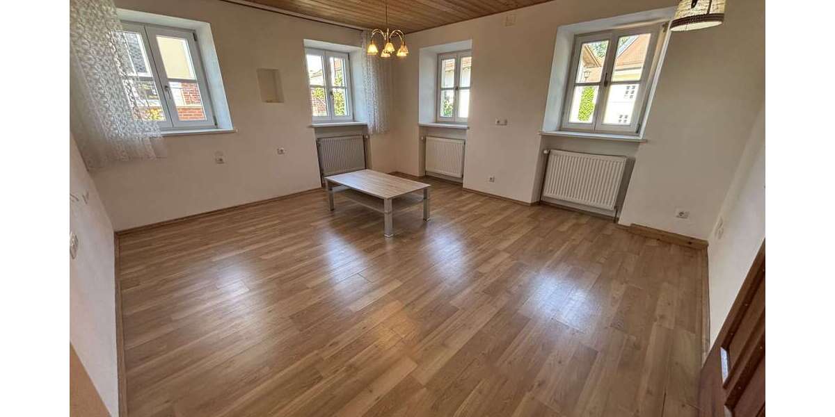 Etagenwohnung Buchbach - 2 Zimmer, 61 m&sup2;, 720&euro; | Angebot:26462677