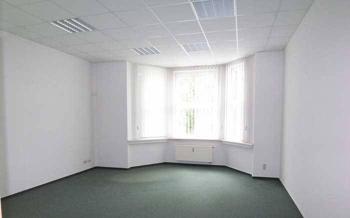 Gewerbeobjekt Rötha Espenhain - 2 Zimmer, 588 m&sup2;, 1.999&euro; | Angebot:24051826