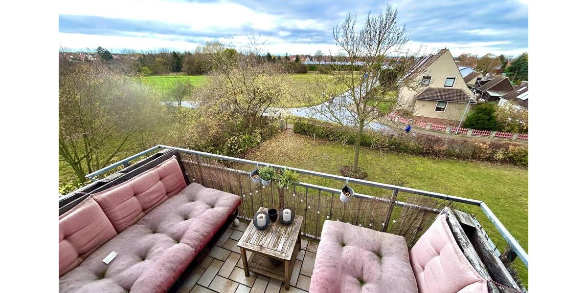 Dachgeschoßwohnung Gröningen - 2 Zimmer, 70 m&sup2;, 452&euro; | Angebot:25648290