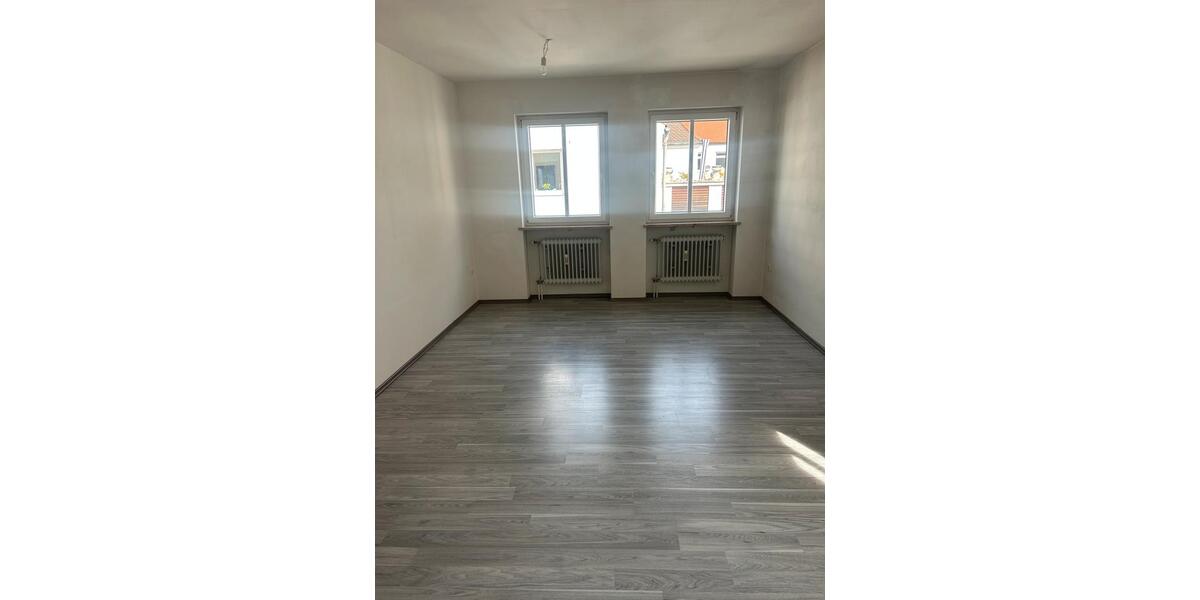 Etagenwohnung Abensberg - 2 Zimmer, 54 m&sup2;, 595&euro; | Angebot:25870507
