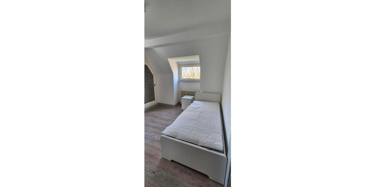 Wohnen auf Zeit Marburg - 1 Zimmer, 20 m&sup2;, 200&euro; | Angebot:26100023
