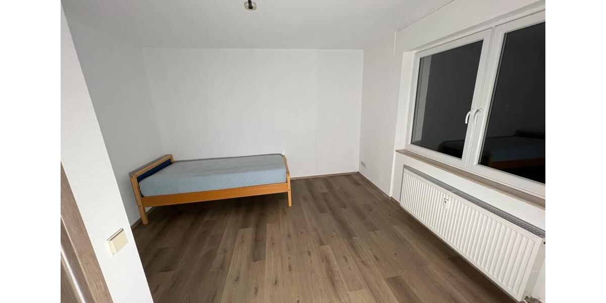Etagenwohnung Bad Lippspringe - 2 Zimmer, 40 m&sup2;, 400&euro; | Angebot:25208771