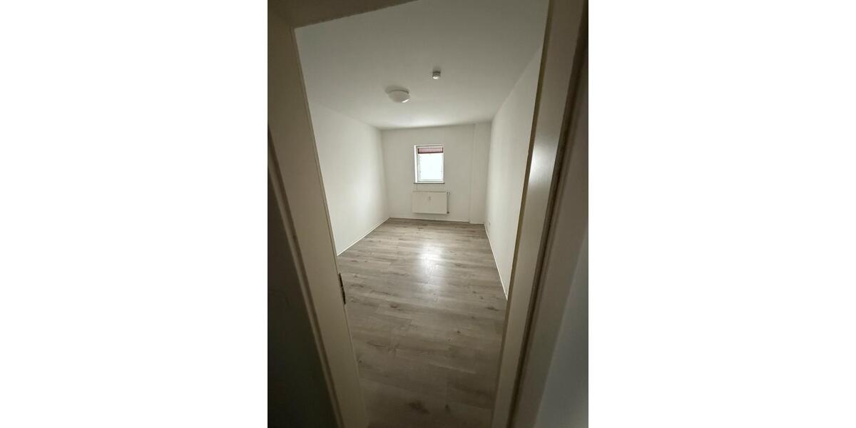 4-Zimmer-Wohnung ca. 150 m² – Küche & Bad 4 zimmer