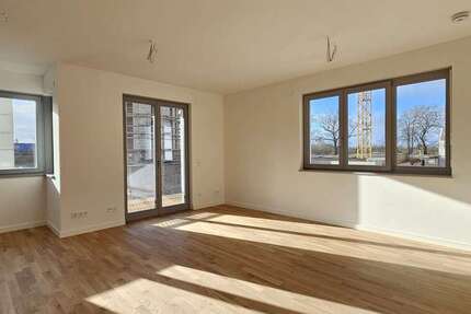 Wohnung zum Mieten in Nauen 975 € 77.49 m²