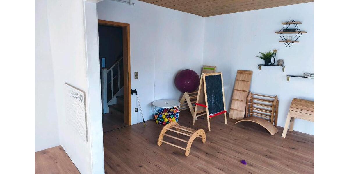 Maisonettenwohnung Heusweiler - 5 Zimmer, 130 m&sup2;, 750&euro; | Angebot:26224521