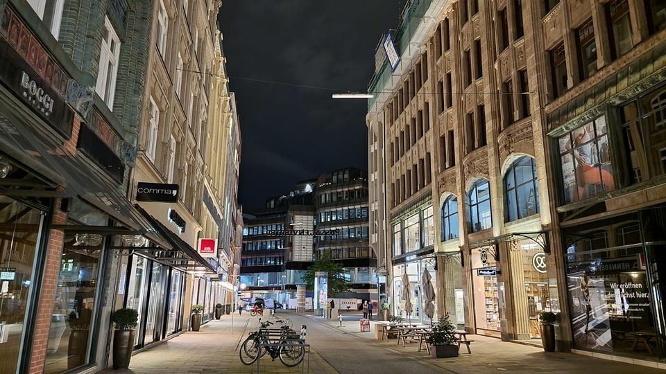 Dachgeschoßwohnung Hamburg Hamburg-Mitte - 3 Zimmer, 70 m&sup2;, 1.594&euro; | Angebot:25974861