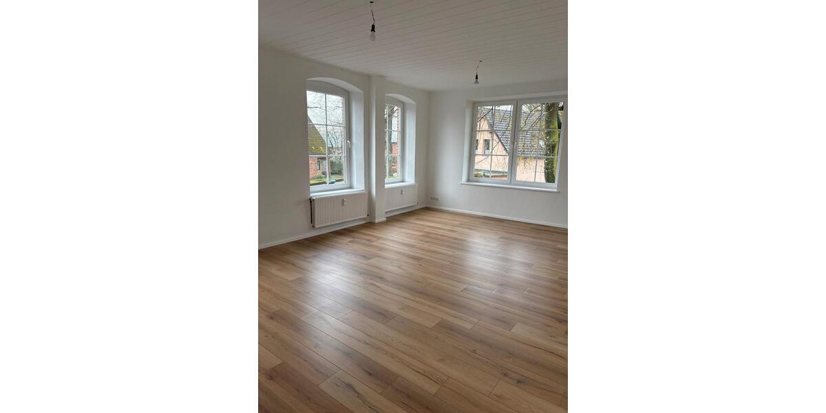 Etagenwohnung Beringstedt - 3 Zimmer, 90 m&sup2;, 810&euro; | Angebot:26146258