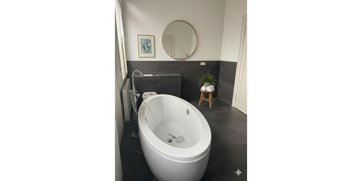 Etagenwohnung Sonneberg - 3 Zimmer, 115 m&sup2;, 860&euro; | Angebot:24952190