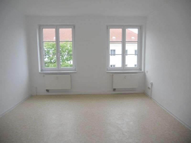Wohnung zum Mieten in Dessau-Roßlau 420 € 69.51 m²