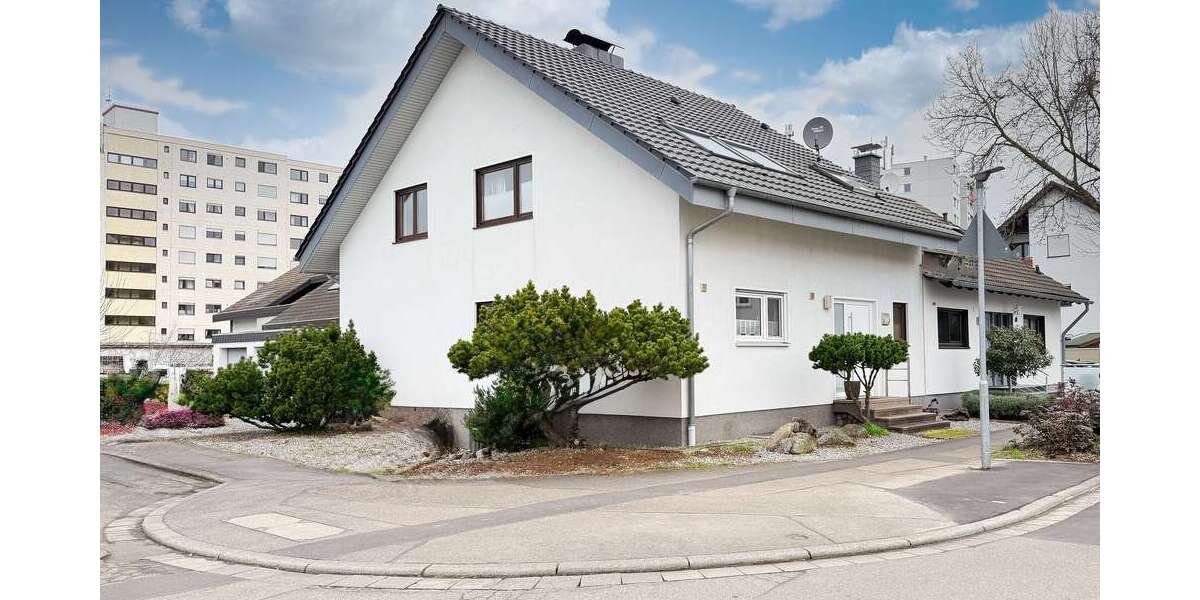 Einfamilienhaus Weinheim- Sulzbach/West West - 6 Zimmer, 160 m&sup2;, 1.950&euro; | Angebot:25511588