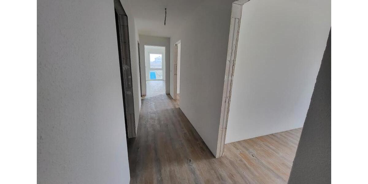 Etagenwohnung Tessin - 3 Zimmer, 80 m&sup2;, 989&euro; | Angebot:26676795