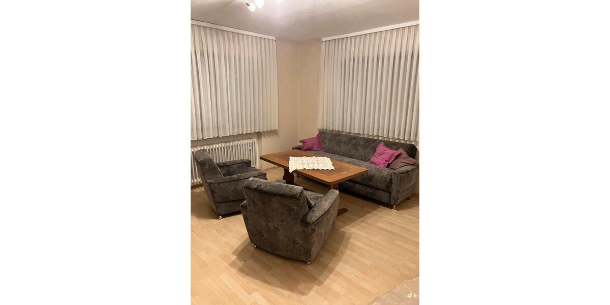 Etagenwohnung Stuttgart - 2 Zimmer, 70 m&sup2;, 600&euro; | Angebot:26551938