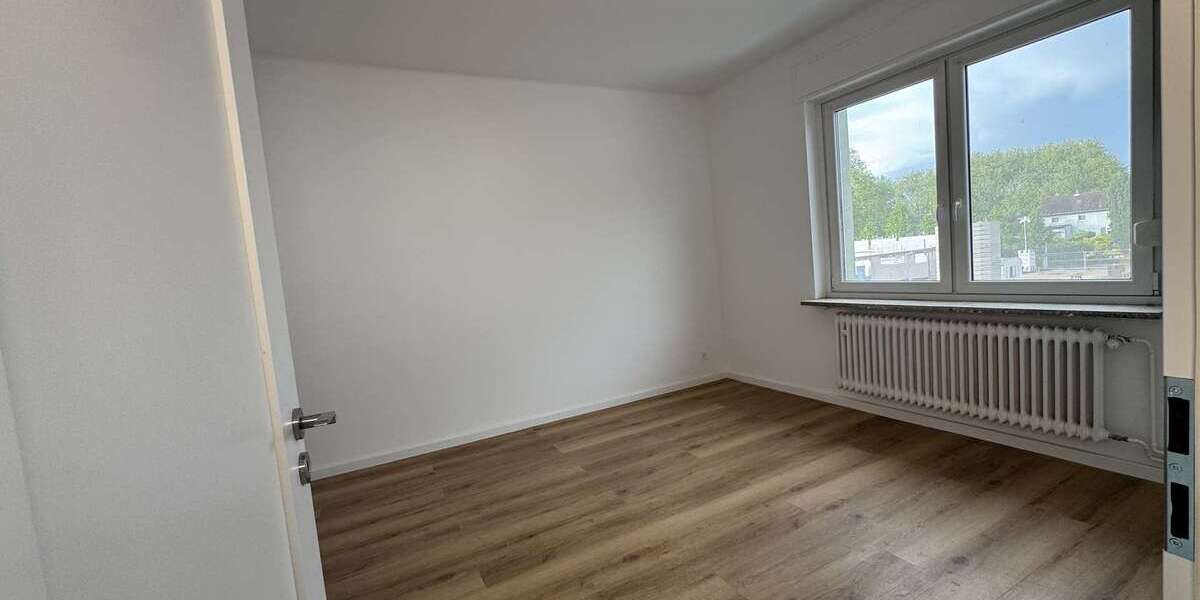 Helle frisch sanierte 2,5 Zimmer Wohnung in Bestlage von Wattenscheid – direkt am Aldi & Netto - Etagenwohnung Bochum Günnigfeld | Angebot:26383251