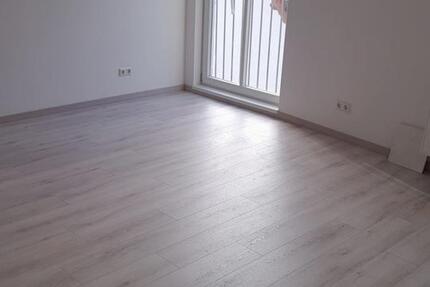 Wohnung Ruhla - 1 Zimmer, 27 m&sup2;, 200&euro; | Angebot:24673516