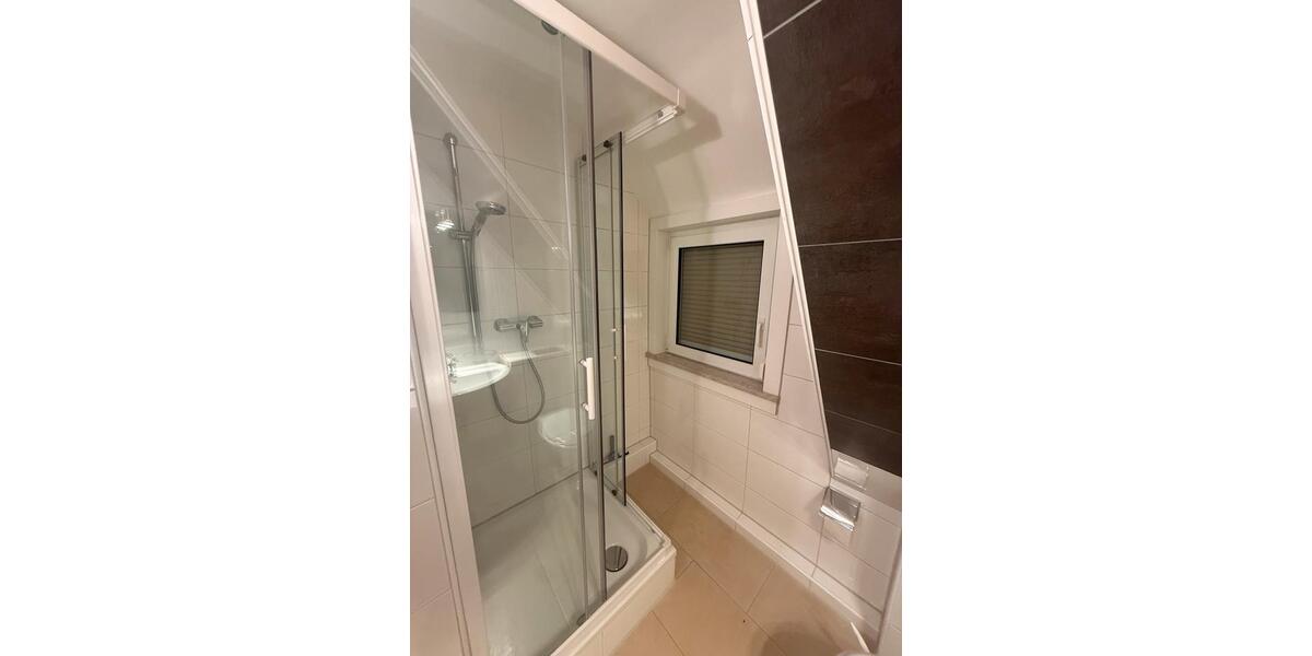 Dachgeschoßwohnung Weißenburg in Bayern - 2 Zimmer, 4 m&sup2;, 690&euro; | Angebot:24354131