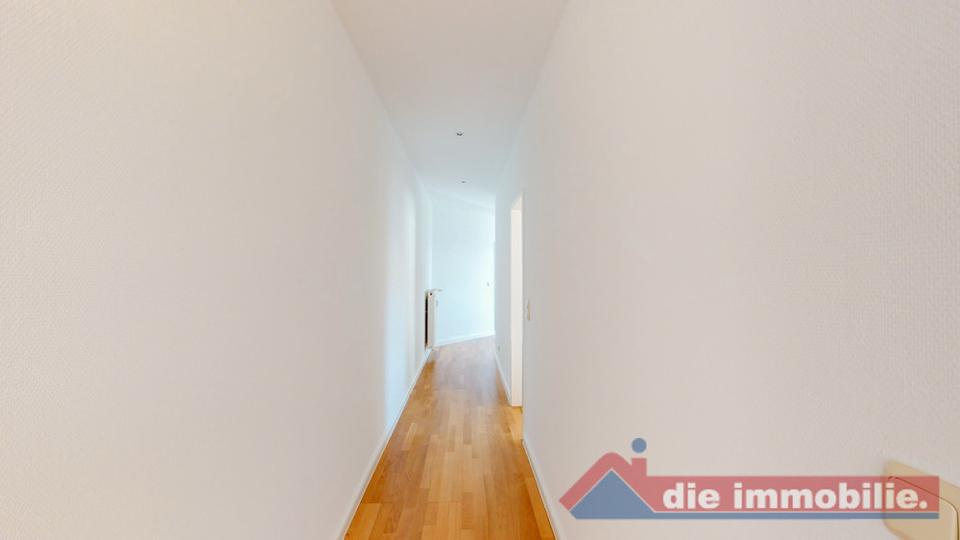 Dachgeschoßwohnung Magdeburg - 4 Zimmer, 142 m&sup2;, 1.065&euro; | Angebot:24257666