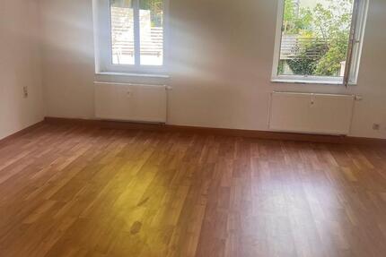 Wohnung Hohenstein-Ernstthal Ernstthal - 3 Zimmer, 78 m&sup2;, 400&euro; | Angebot:26646087