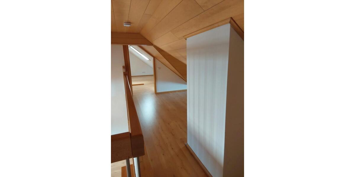 Dachgeschoßwohnung Brensbach - 4 Zimmer, 96 m&sup2;, 1.100&euro; | Angebot:26427175
