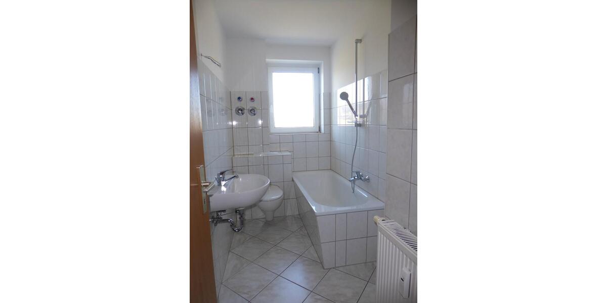 Etagenwohnung Unterwellenborn - 2 Zimmer, 47 m&sup2;, 274&euro; | Angebot:26479809