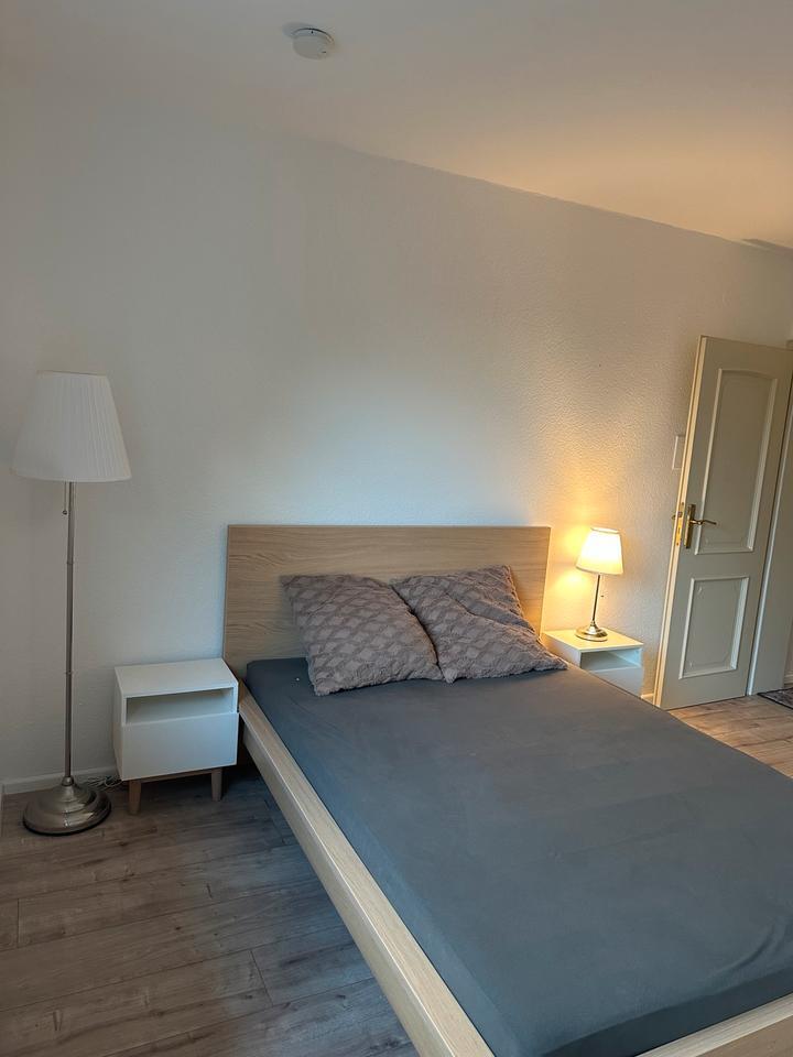 Vollmöblierte Wohnung in Köln Weiss direkt am Rhein