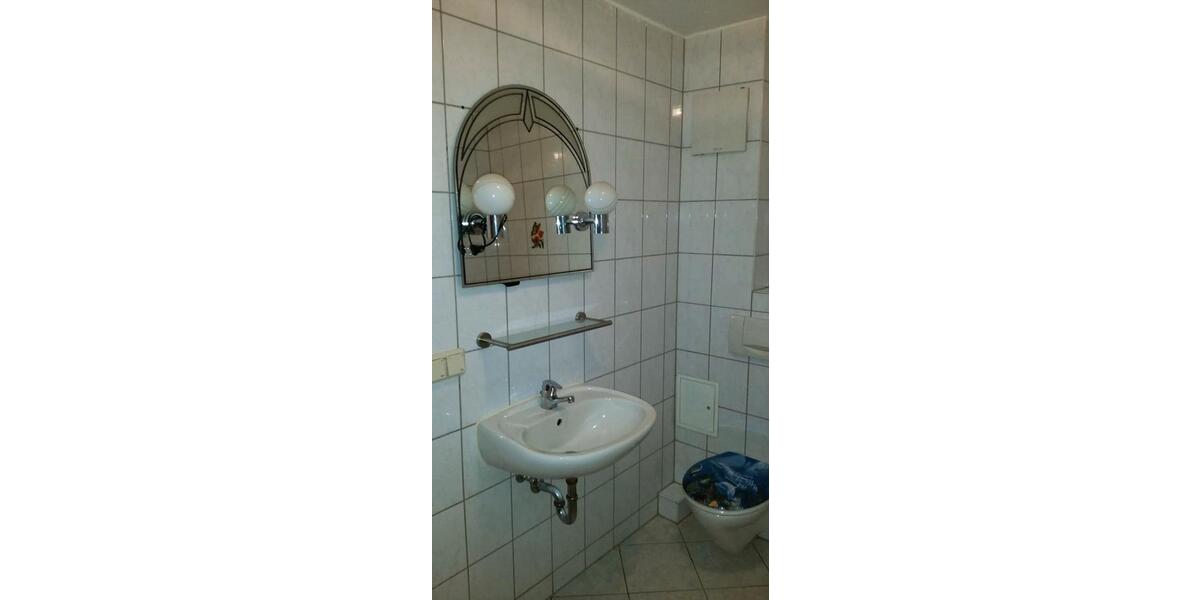 Etagenwohnung Waltershausen - 1 Zimmer, 55 m&sup2;, 355&euro; | Angebot:26477469