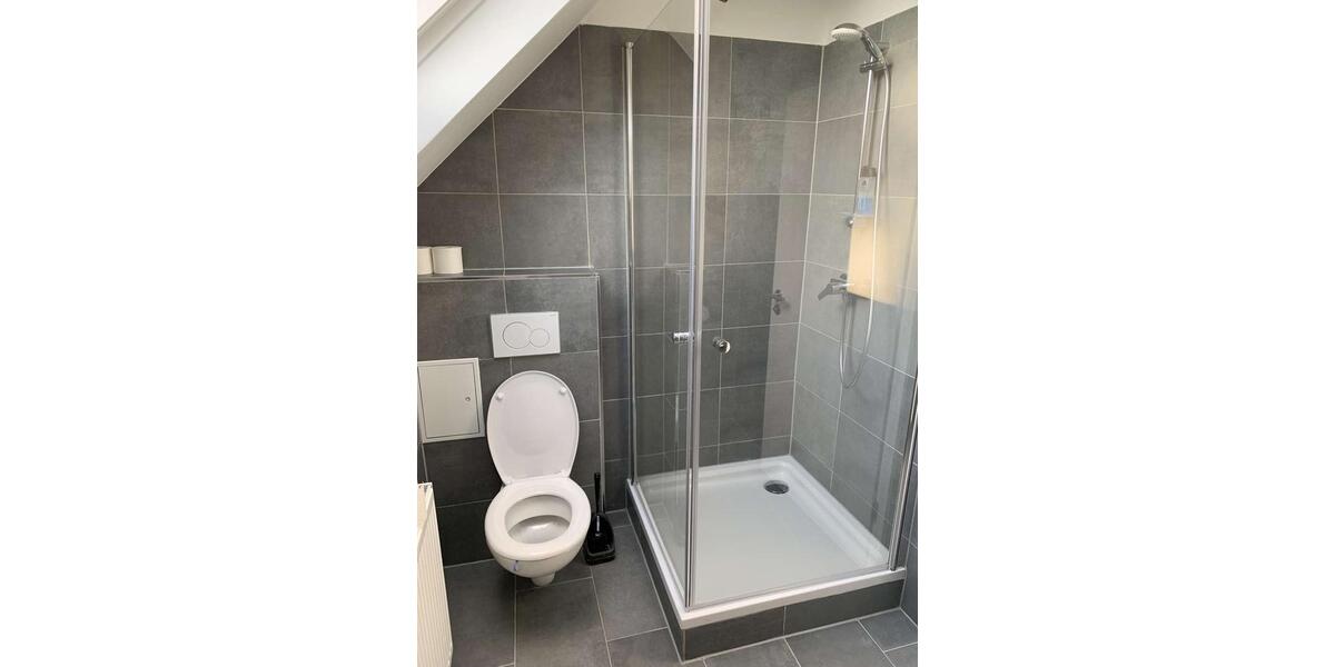 Dachgeschoßwohnung Rüdesheim - 2 Zimmer, 60 m&sup2;, 700&euro; | Angebot:26665300