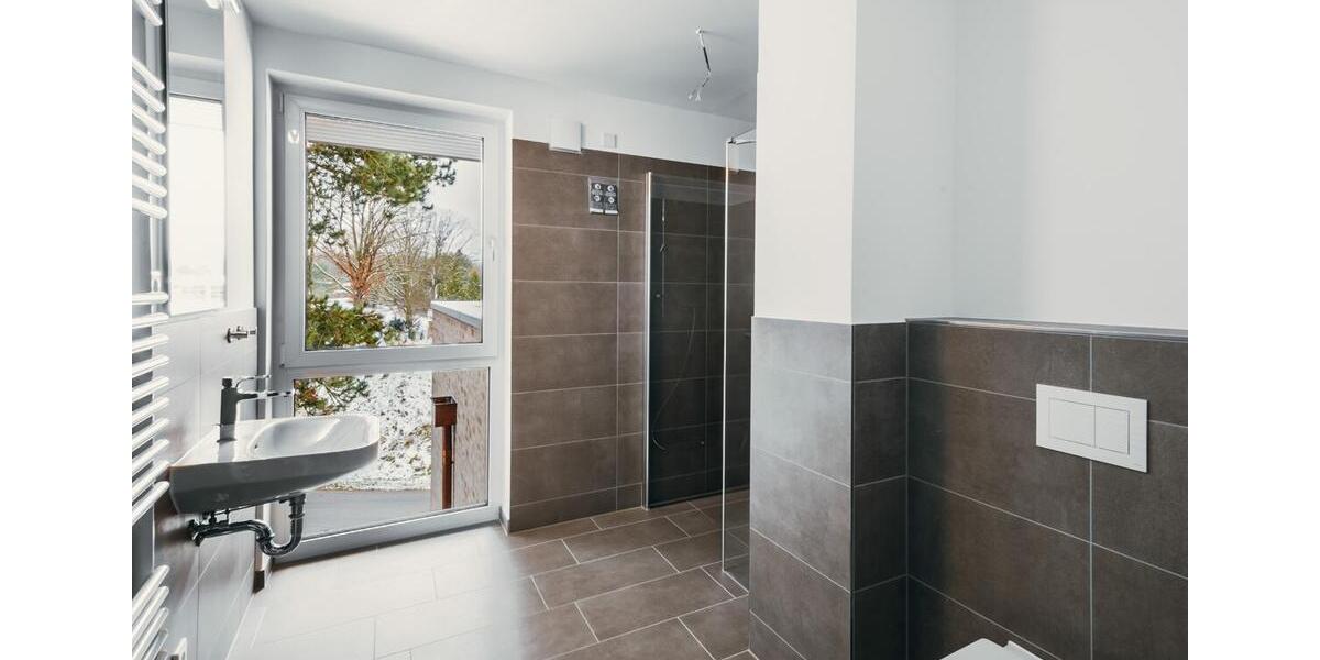 Etagenwohnung Wildeshausen - 3 Zimmer, 95 m&sup2;, 1.160&euro; | Angebot:25181889