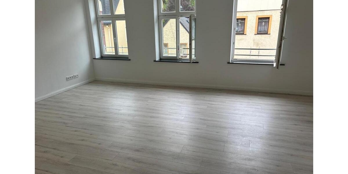 Etagenwohnung Zschopau - 4 Zimmer, 93 m&sup2;, 970&euro; | Angebot:24748771