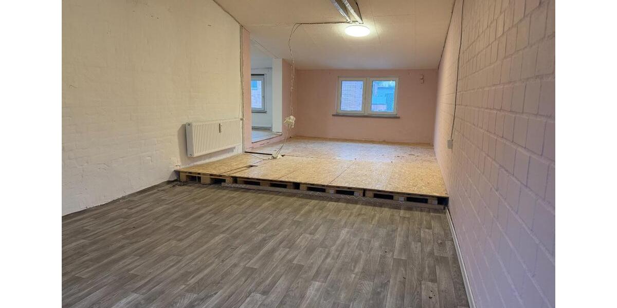 Etagenwohnung Trittau - 5 Zimmer, 186 m&sup2;, 1.800&euro; | Angebot:24540009