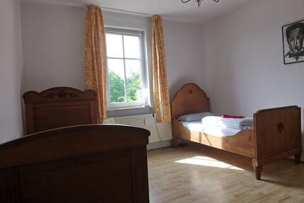 Wohnen auf Zeit Rochau - 3 Zimmer, 80 m&sup2;, 25&euro; | Angebot:25552133