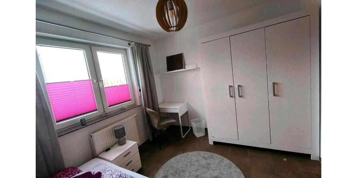 Erdgeschoßwohnung Paderborn - 3 Zimmer, 80 m&sup2;, 1.500&euro; | Angebot:25943405