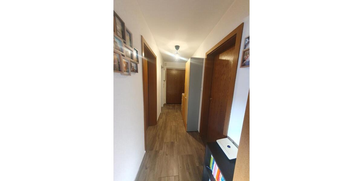 Modernisierte 4-Zimmer-Etagenwohnung mit Balkon und Einbauküche 4 zimmer