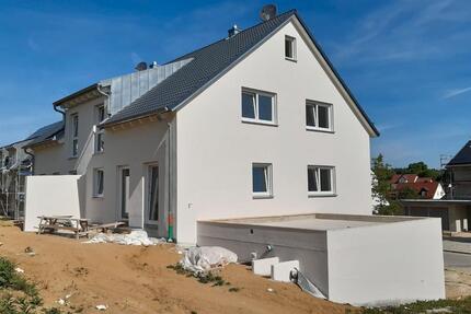 Haus Rohrbach - 6 Zimmer, 170 m&sup2;, 1.850&euro; | Angebot:26579627