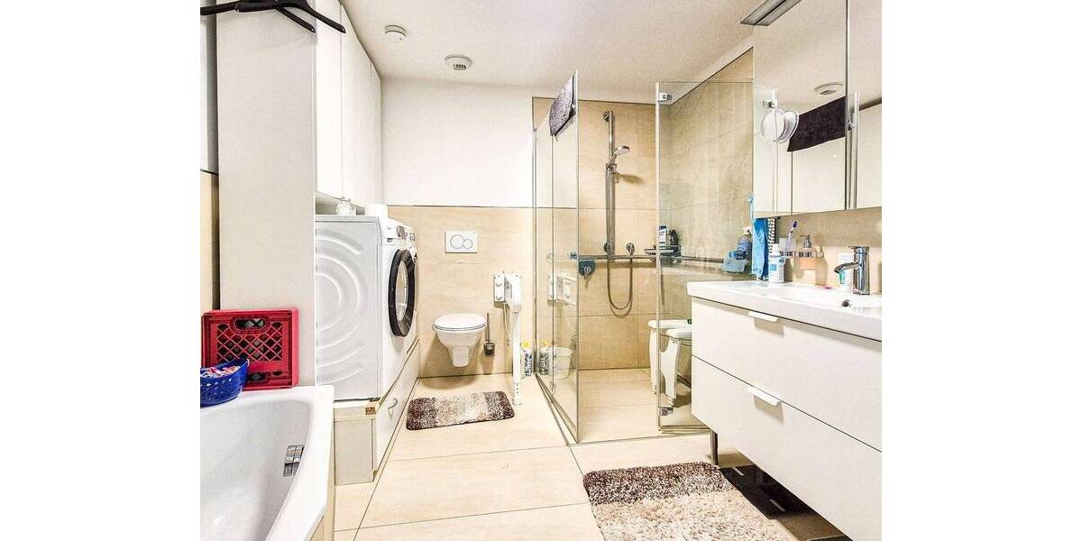 Etagenwohnung Würzburg Frauenland - 2 Zimmer, 82 m&sup2;, 1.175&euro; | Angebot:26674272