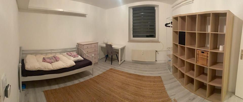 Möbliertes Zimmer für Studenten- Souterrain 1 zimmer