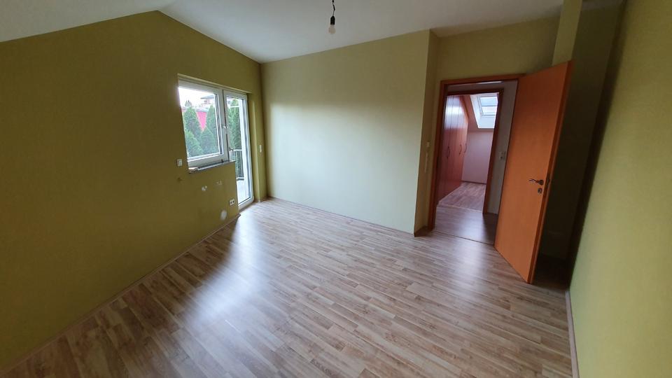 Maisonettenwohnung Nidderau - 4.5 Zimmer, 170 m&sup2;, 1.880&euro; | Angebot:23864137