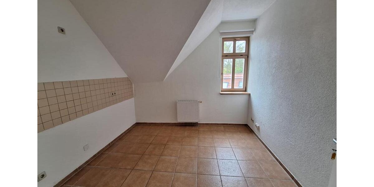 Dachgeschoßwohnung Freiberg - 2 Zimmer, 62 m&sup2;, 438&euro; | Angebot:26478462