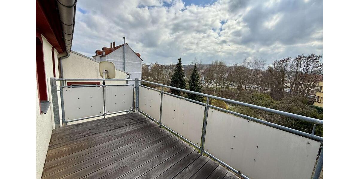 Etagenwohnung Döbeln - 4 Zimmer, 121 m&sup2;, 800&euro; | Angebot:26183314