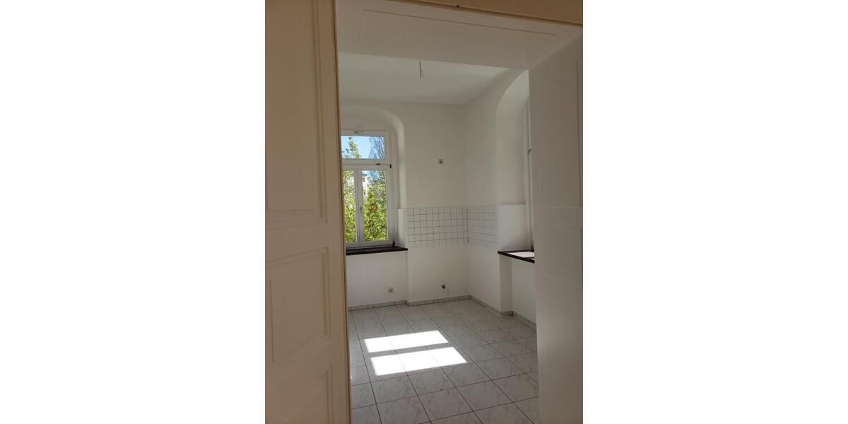 Etagenwohnung Limbach-Oberfrohna Oberfrohna - 2 Zimmer, 76 m&sup2;, 500&euro; | Angebot:26385618