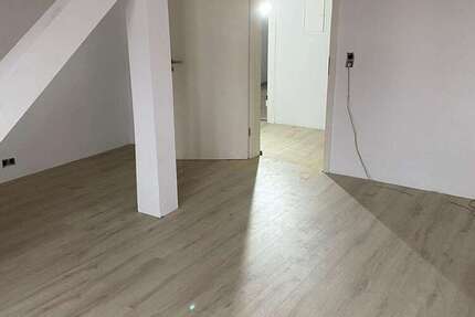 Wohnung zum Mieten in Zuchau 550 € 125 m²