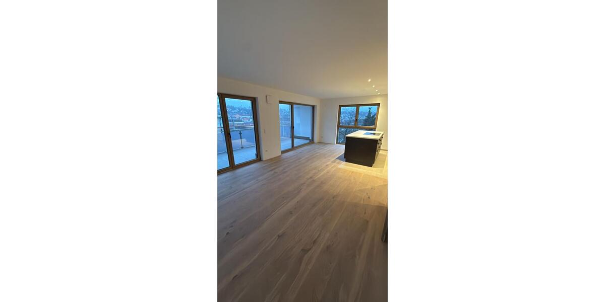 Etagenwohnung Fürstenstein - 2 Zimmer, 70 m&sup2;, 1.235&euro; | Angebot:25089242