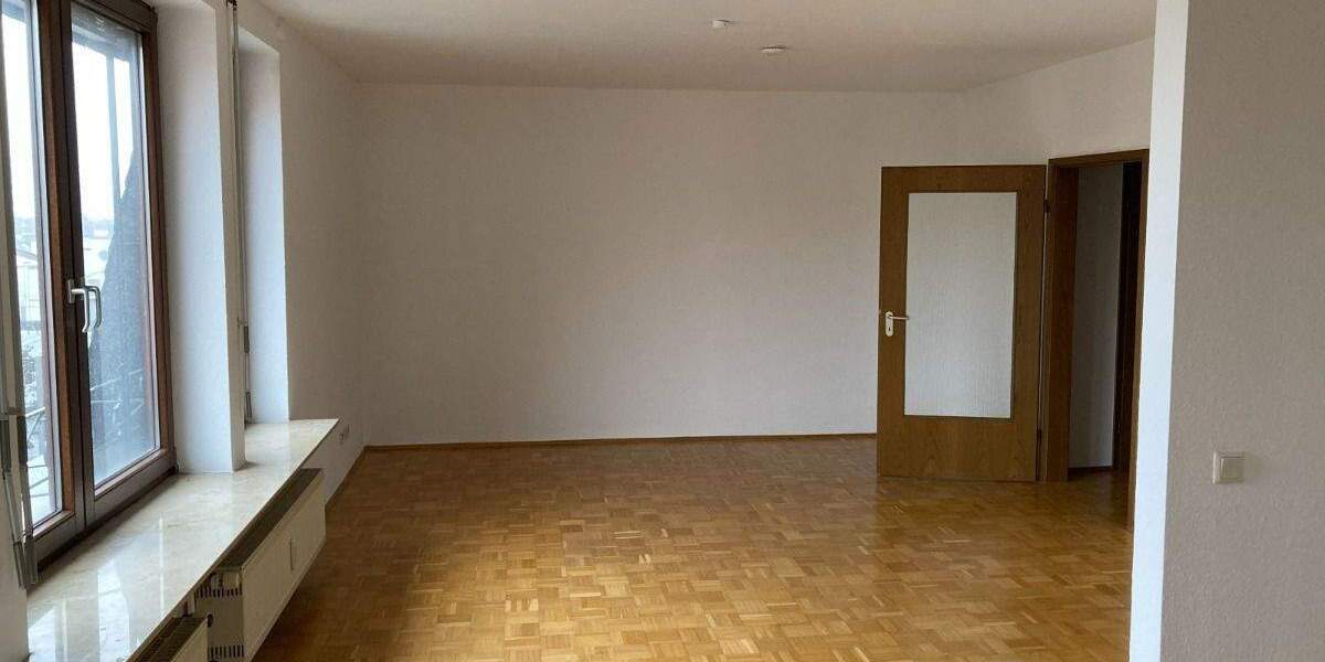 Etagenwohnung Weinheim - 2 Zimmer, 86 m&sup2;, 820&euro; | Angebot:24735868