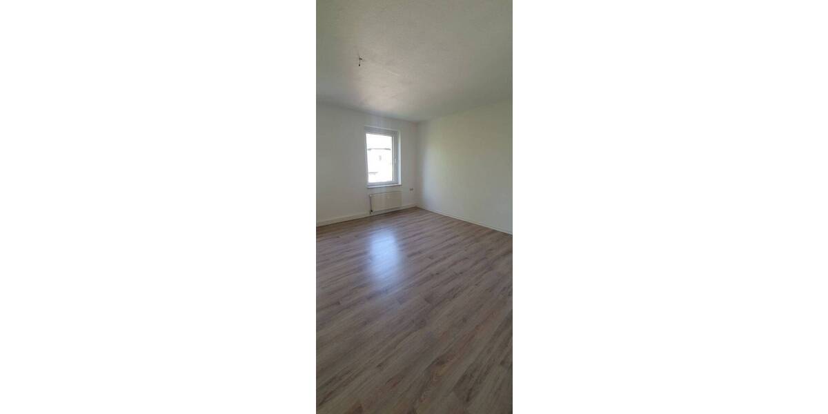 Etagenwohnung Bernburg - 2 Zimmer, 50 m&sup2;, 320&euro; | Angebot:24026545