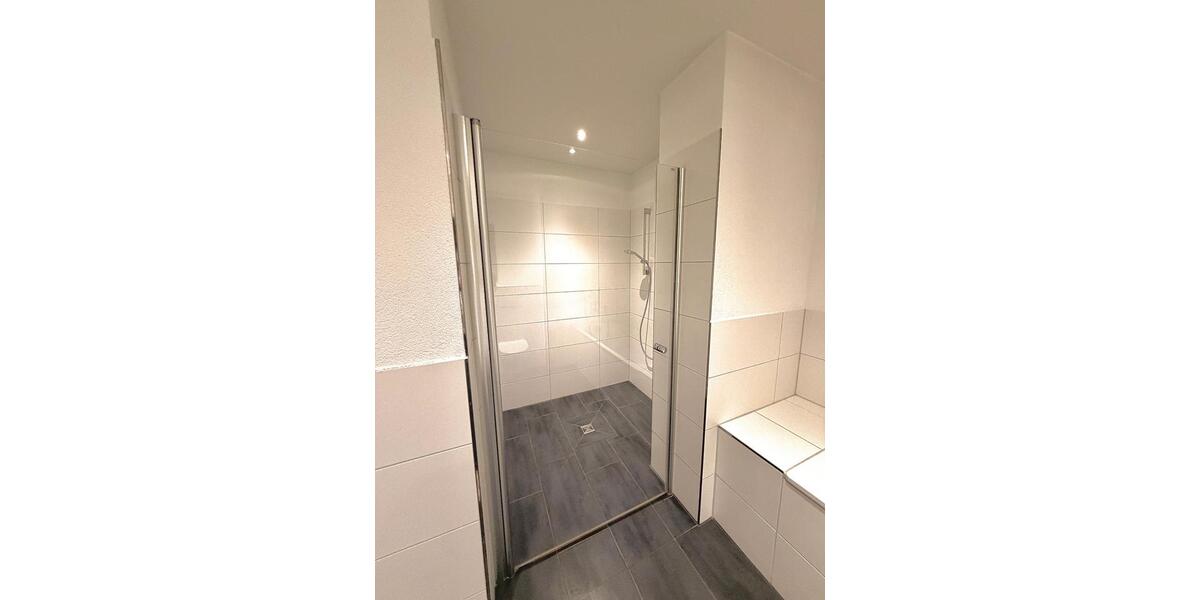 Etagenwohnung Rastatt - 4 Zimmer, 111 m&sup2;, 1.250&euro; | Angebot:26148939